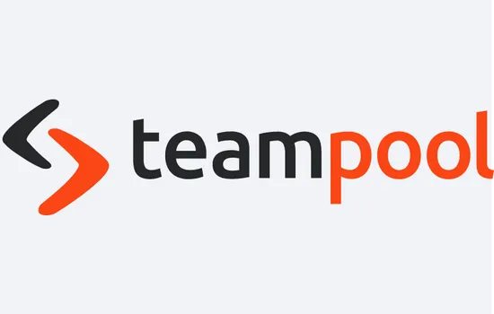 Teampool-Logo mit stilisierten orangefarbenen und schwarzen Pfeilen