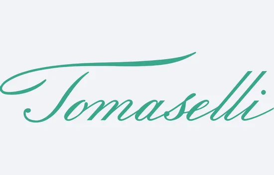 Grünes kursives Logo mit dem Text 'Tomaselli' auf weißem Hintergrund